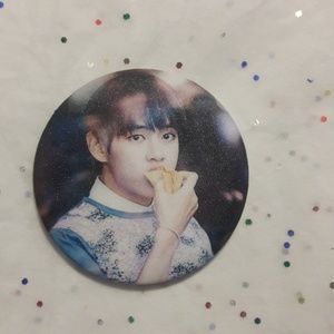 Kpop BTS V Fashion Pin